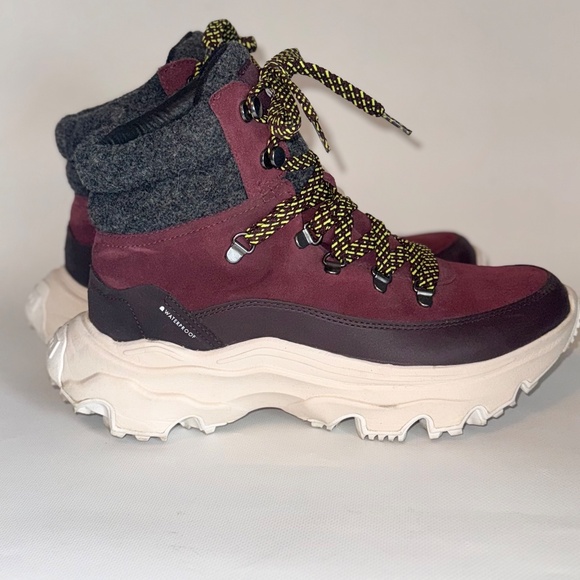 SOREL Kinetic Breakthru Conquest Waterproof Sneaker Boots Cider/ Bloodstone 11 - Picture 5 of 15